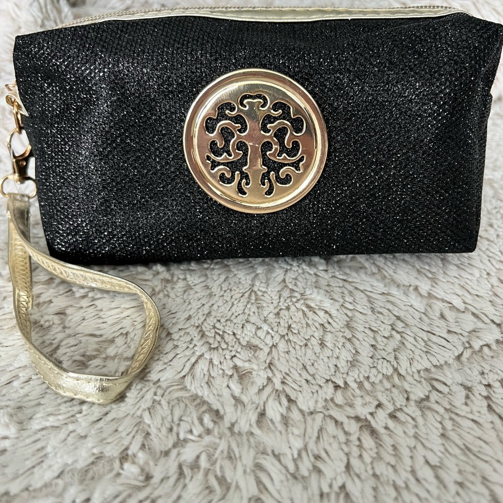 Black and gold wristlet/make up bag